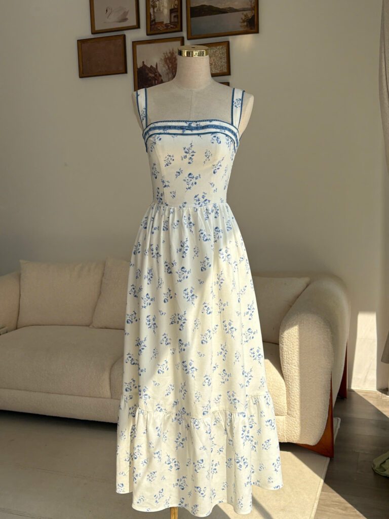 Juliette dress - Blue floral - Image 3