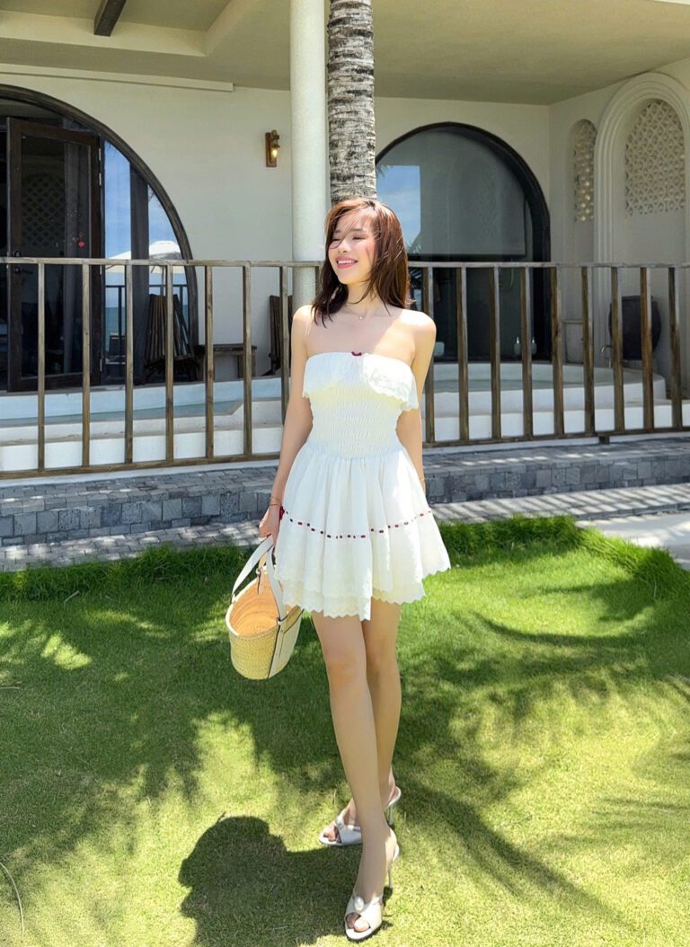 Moonlace dress - Image 2