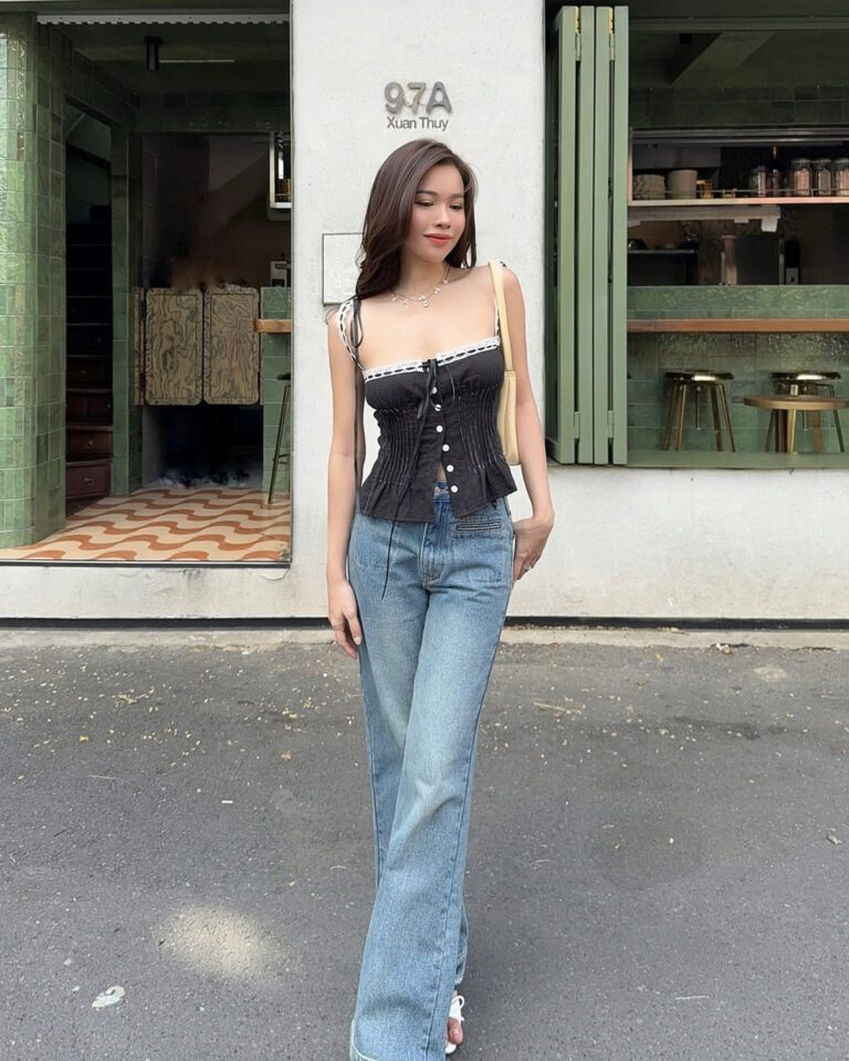 Anne Top - Black