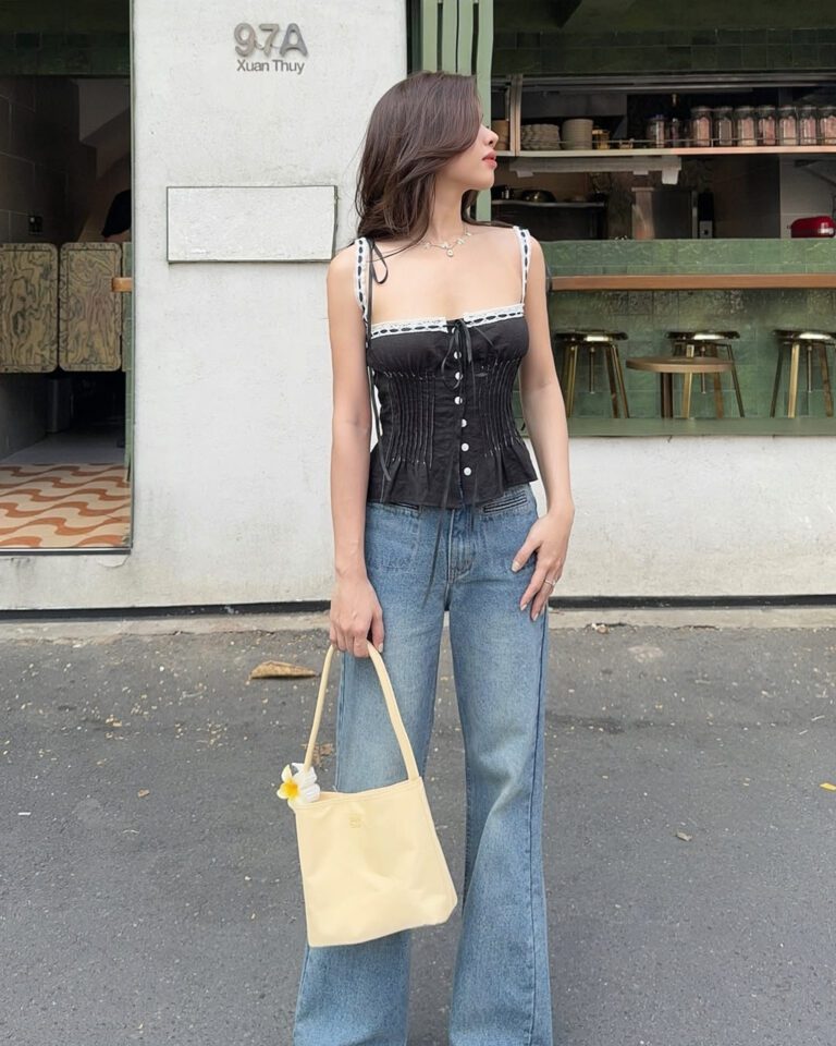 Anne Top - Black - Image 2