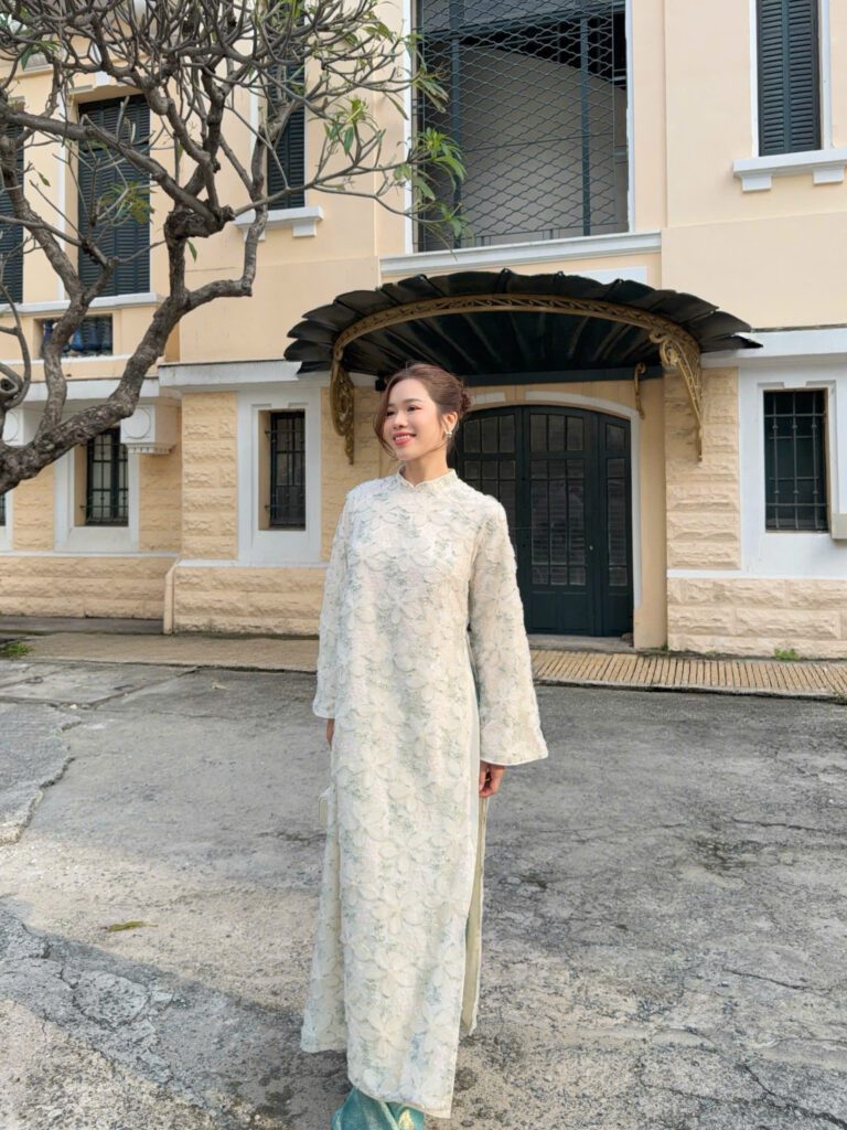 Thanh Hoa Ao Dai